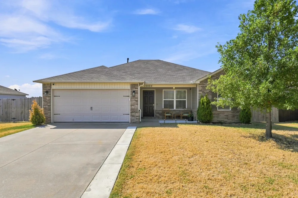 10004 E 107th Place Owasso, OK 74055