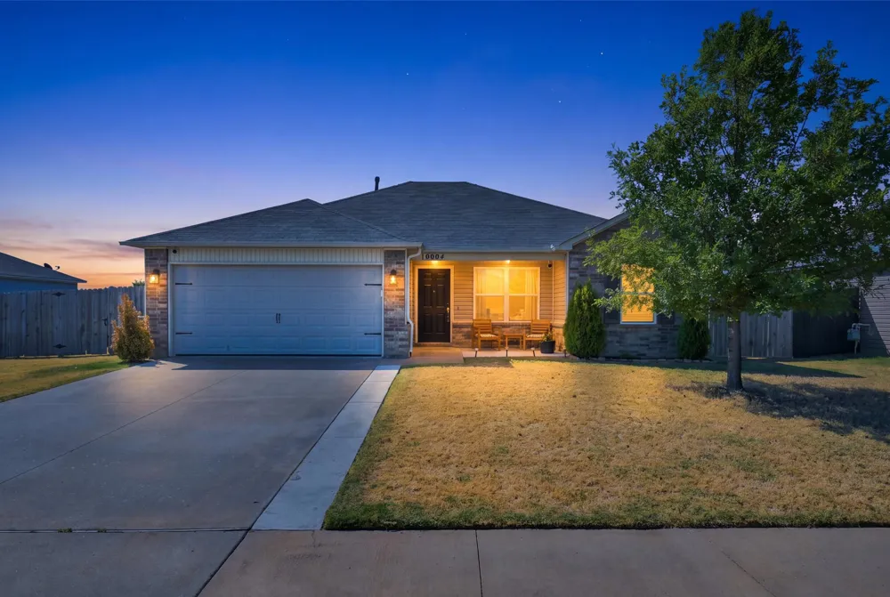 10004 E 107th Place Owasso, OK 74055