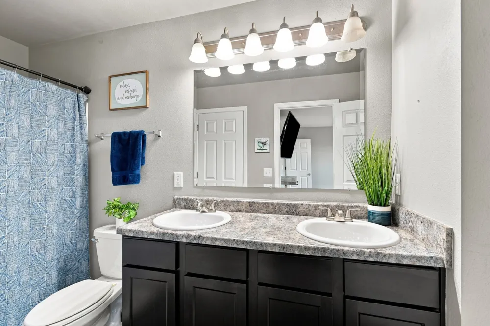 10004 E 107th Place Owasso, OK 74055