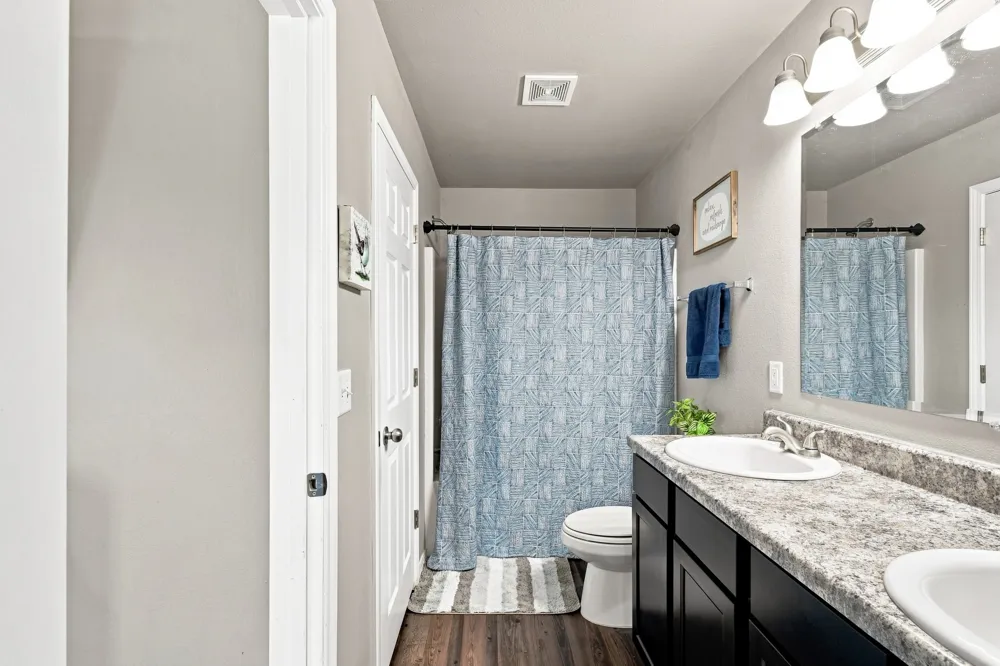 10004 E 107th Place Owasso, OK 74055