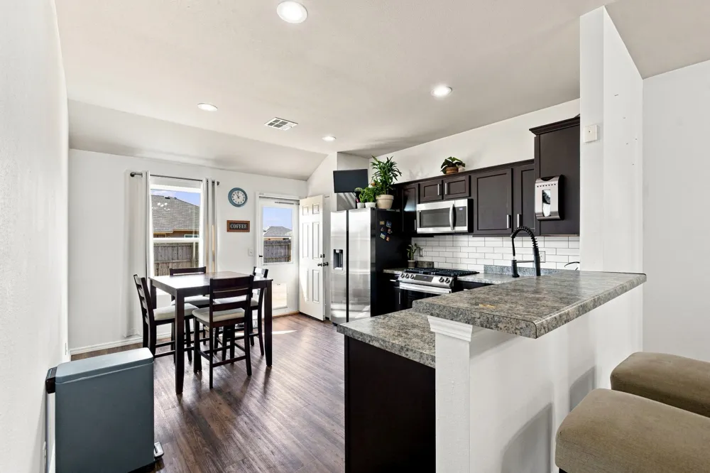 10004 E 107th Place Owasso, OK 74055