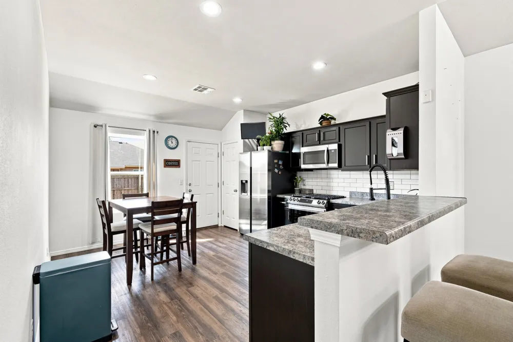 10004 E 107th Place Owasso, OK 74055