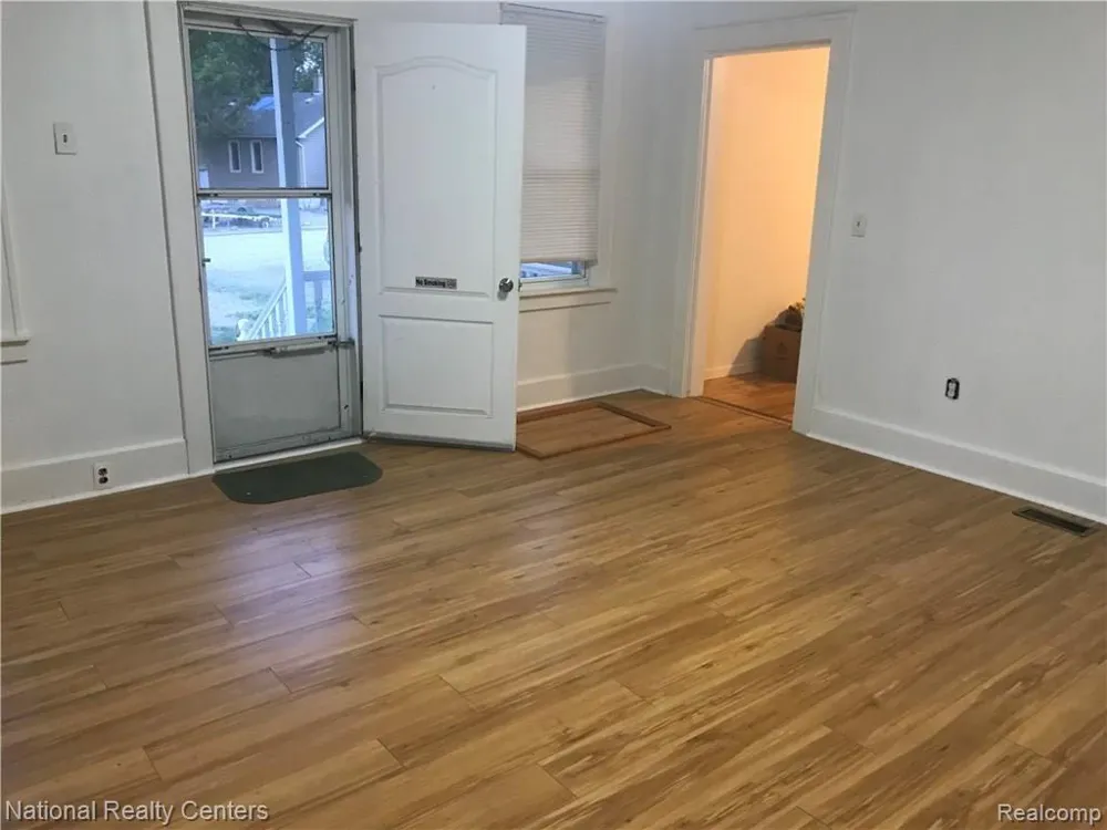 10305 Dixie Highway Ira Township, MI 48023