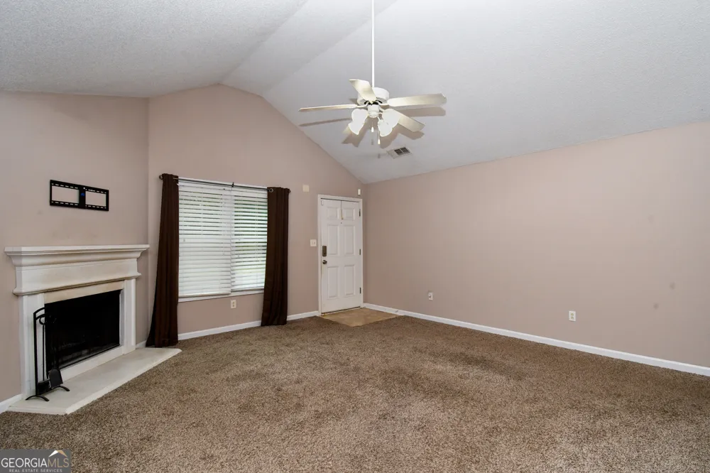 4747 Bob White RUN Lithonia, GA 30038