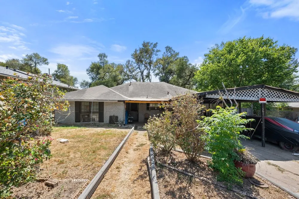 5111 Woodmoor Drive Austin, TX 78721