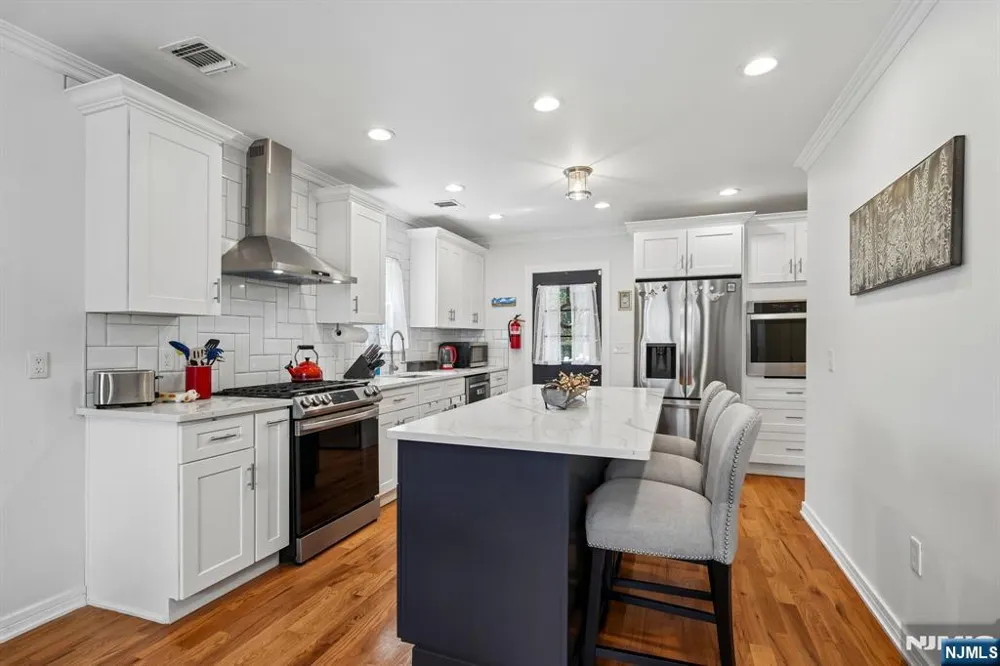 10 David Road Cedar Grove, NJ 07009