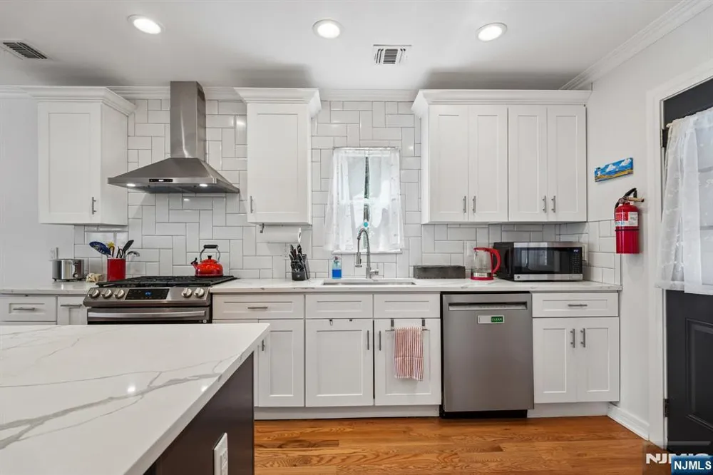 10 David Road Cedar Grove, NJ 07009