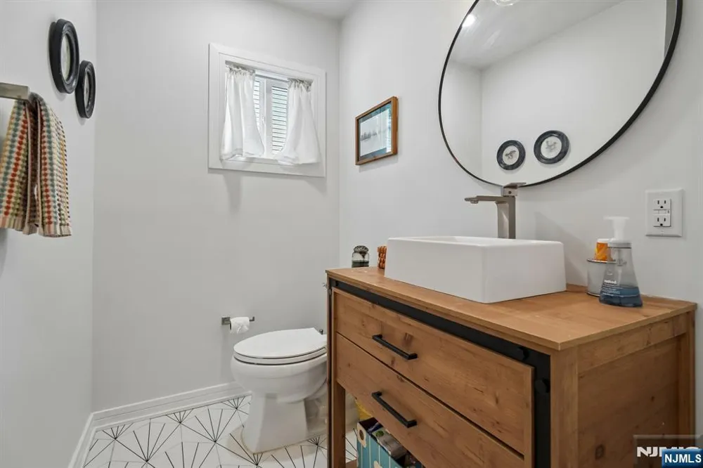 10 David Road Cedar Grove, NJ 07009