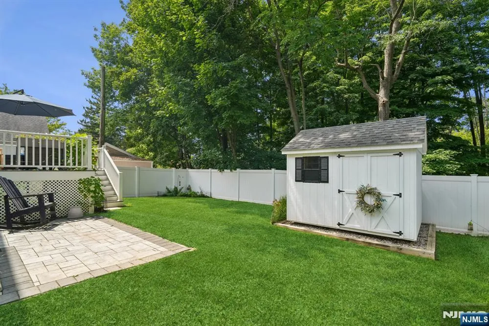 10 David Road Cedar Grove, NJ 07009