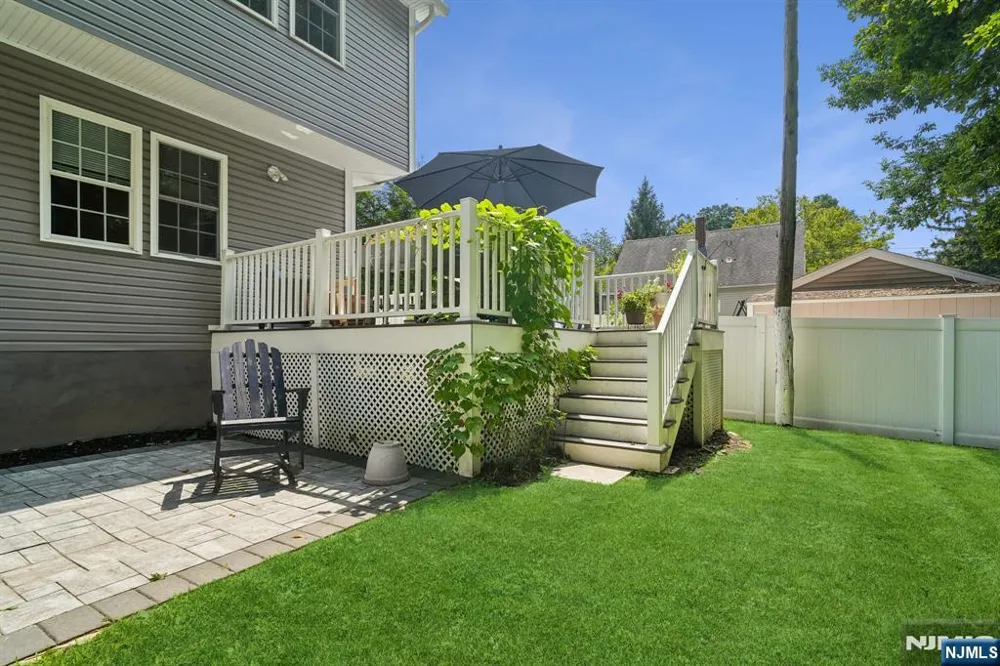 10 David Road Cedar Grove, NJ 07009