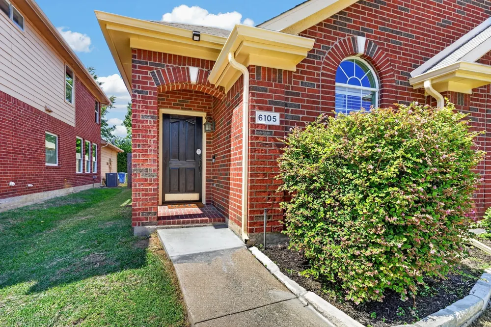 6105 Cheyenne Drive The Colony, TX 75056