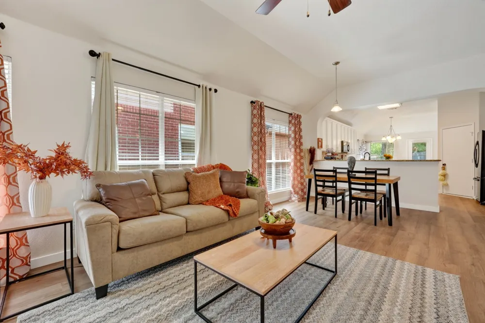 6105 Cheyenne Drive The Colony, TX 75056