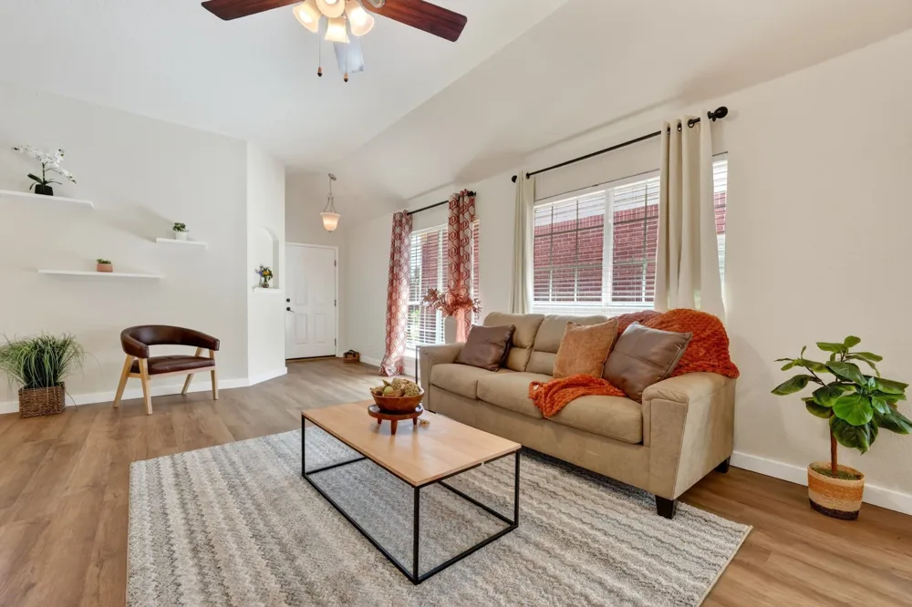 6105 Cheyenne Drive The Colony, TX 75056