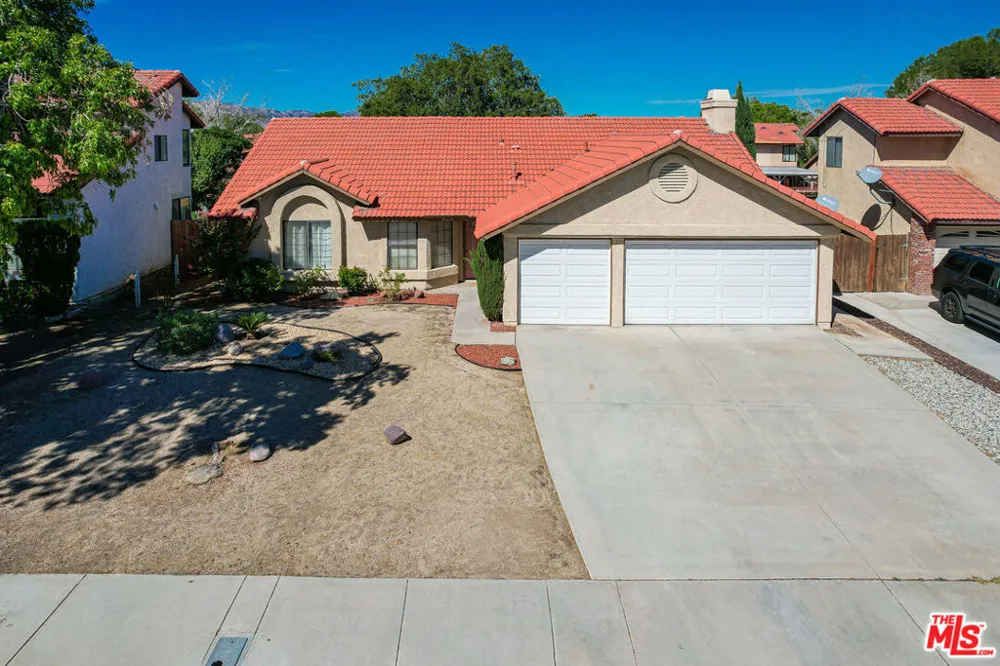 37519 Rose Street Palmdale, CA 93552