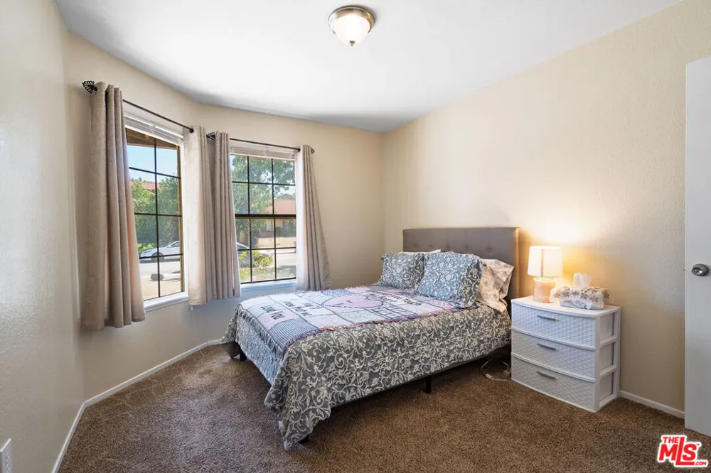 37519 Rose Street Palmdale, CA 93552
