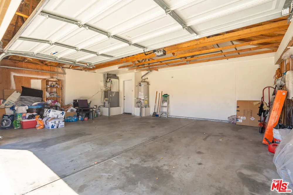 37519 Rose Street Palmdale, CA 93552
