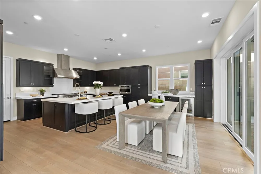 77 Pelican Irvine, CA 92618