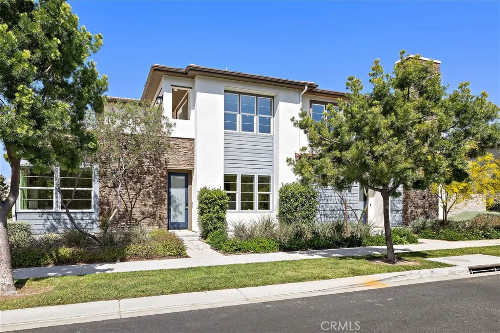 77 Pelican Irvine, CA 92618