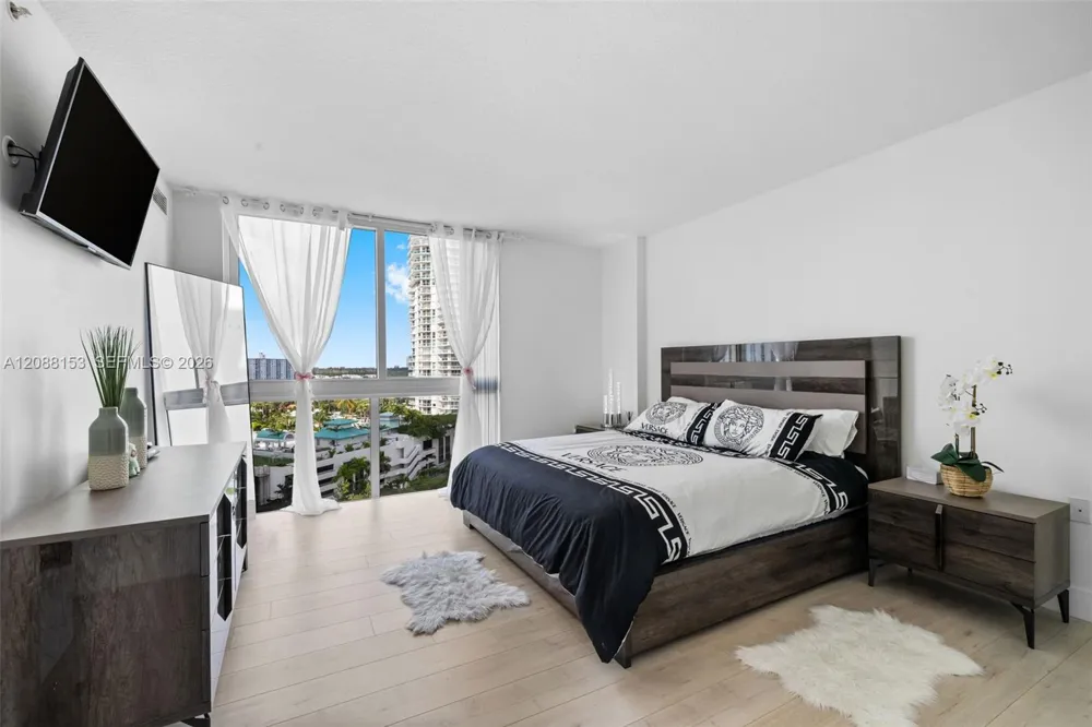 150 Sunny Isles Blvd #1-1004 Sunny Isles Beach, FL 33160