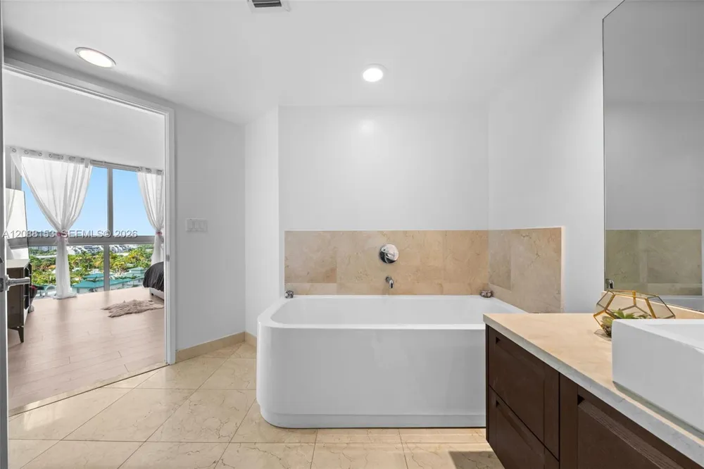 150 Sunny Isles Blvd #1-1004 Sunny Isles Beach, FL 33160