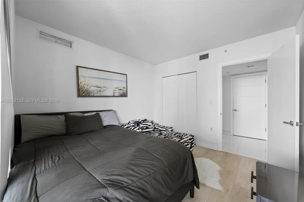 150 Sunny Isles Blvd #1-1004 Sunny Isles Beach, FL 33160