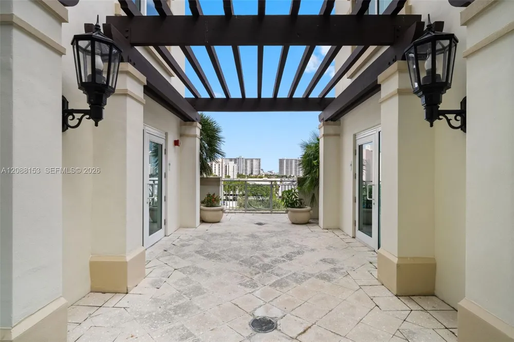 150 Sunny Isles Blvd #1-1004 Sunny Isles Beach, FL 33160