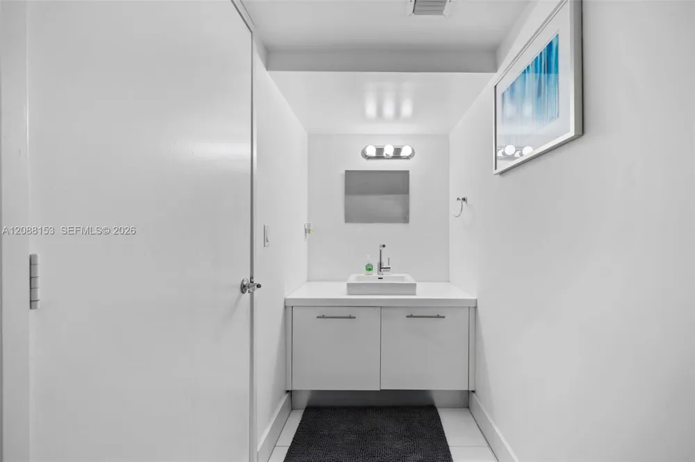 150 Sunny Isles Blvd #1-1004 Sunny Isles Beach, FL 33160