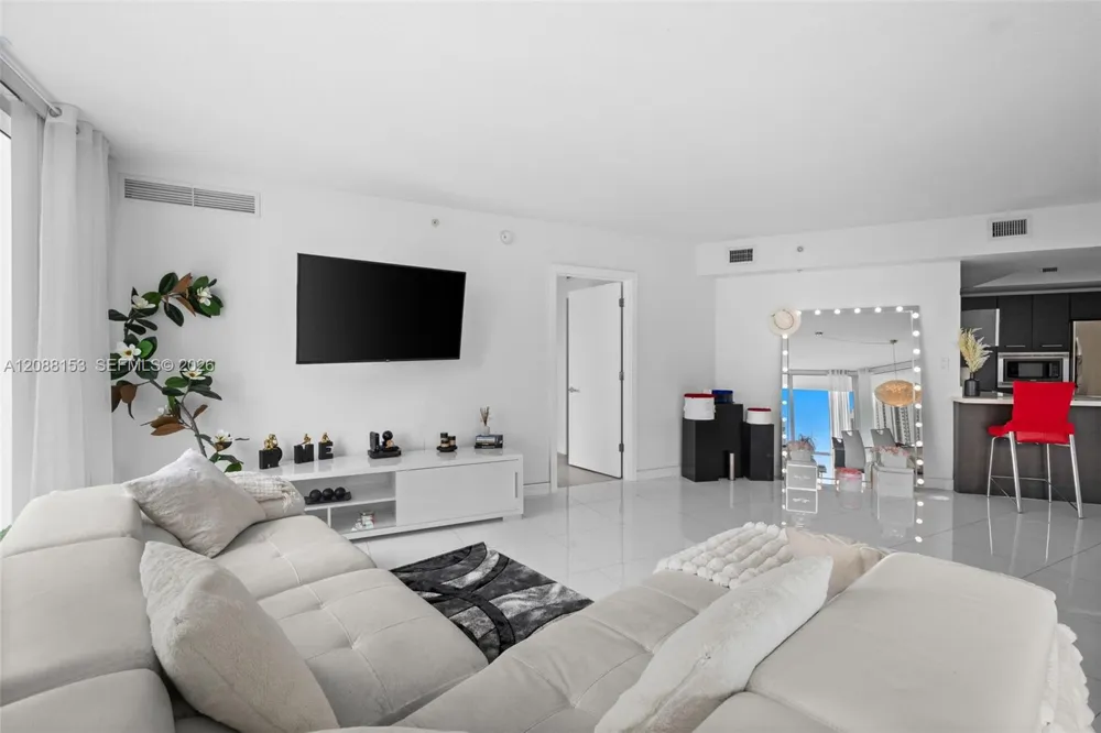 150 Sunny Isles Blvd #1-1004 Sunny Isles Beach, FL 33160