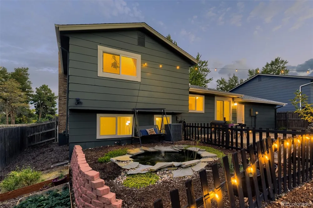 2591 S Naples Way Aurora, CO 80013