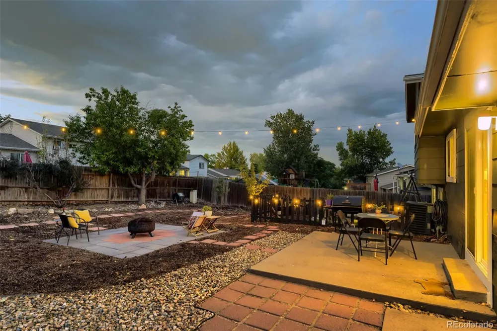 2591 S Naples Way Aurora, CO 80013