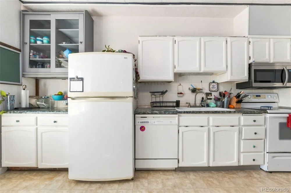 803 Denver Avenue Fort Lupton, CO 80621