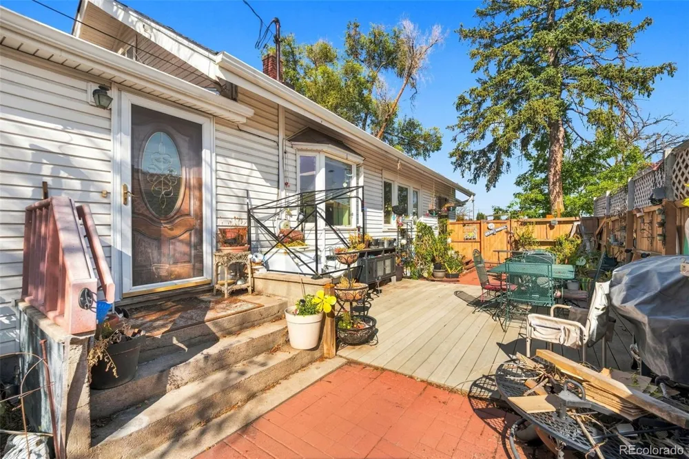 803 Denver Avenue Fort Lupton, CO 80621
