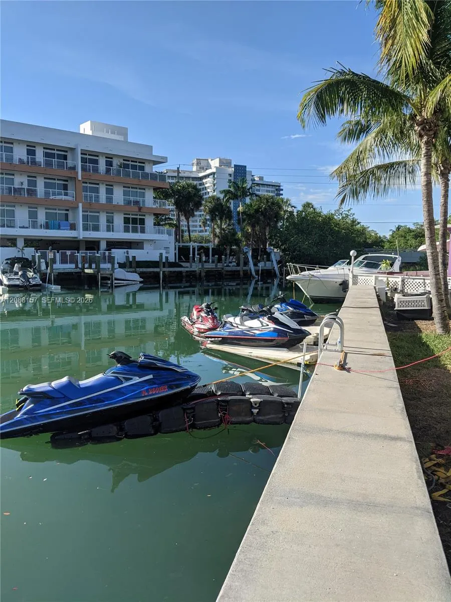 7741 Hawthorne Ave #7741 Miami Beach, FL 33141