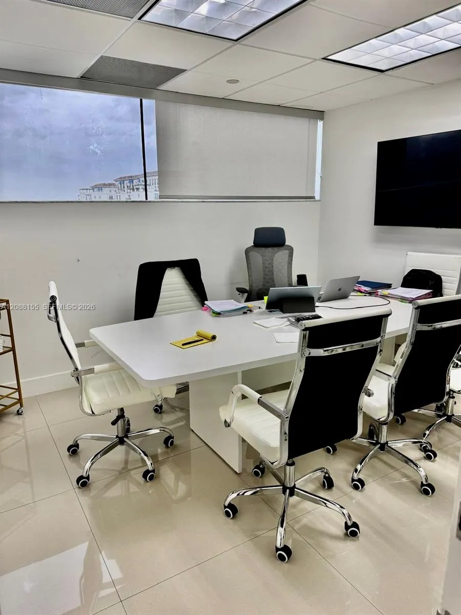 2100 Ponce De Leon Blvd #1250 Coral Gables, FL 33134