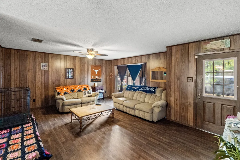 630 Cranford Street Sulphur Springs, TX 75482