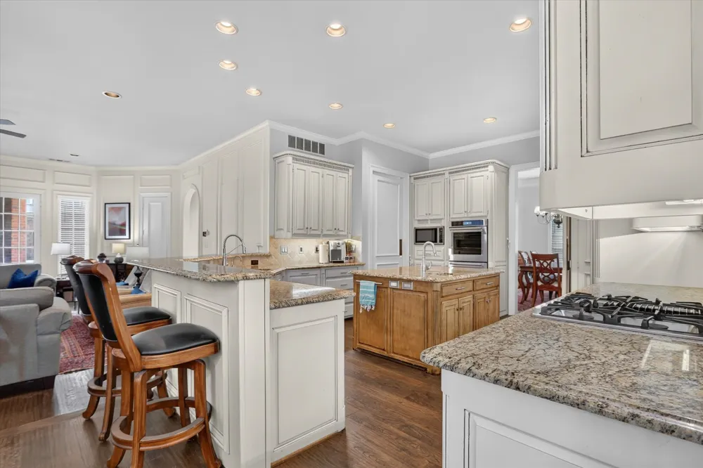 5144 Bellerive Drive Dallas, TX 75287
