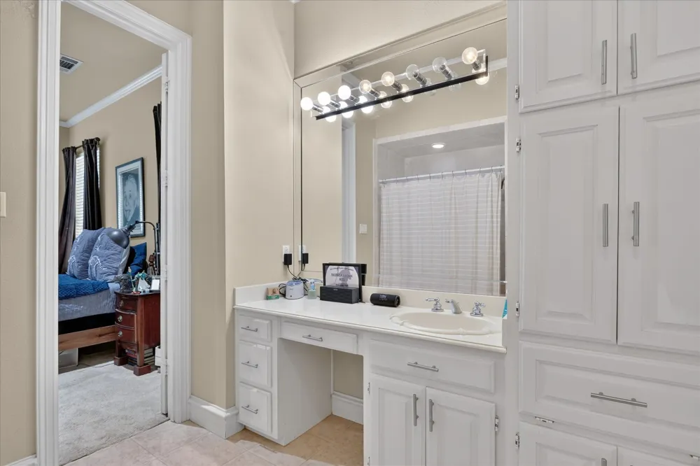5144 Bellerive Drive Dallas, TX 75287