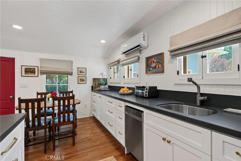 6190 Hawarden Riverside, CA 92506