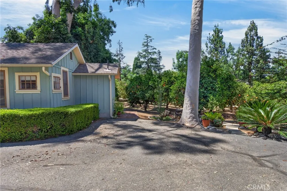6190 Hawarden Riverside, CA 92506