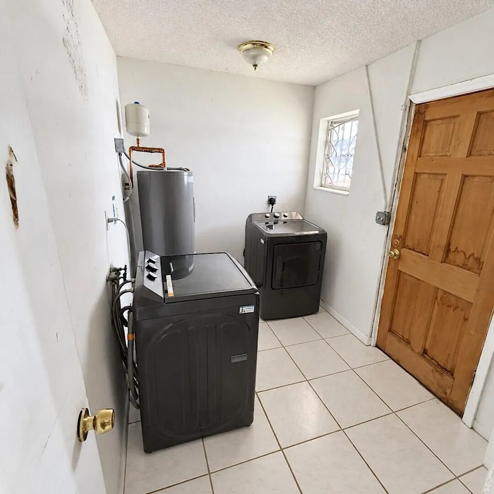 915 RUTLAND STREET Opa-Locka, FL 33054
