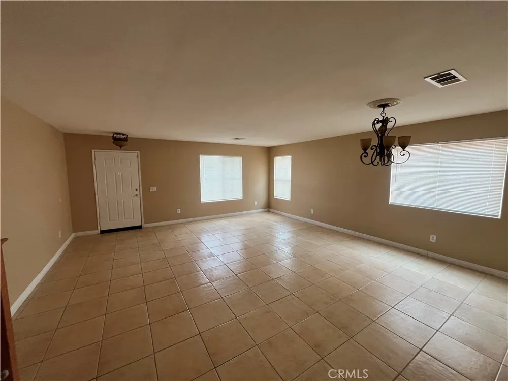 2920 Tumbleweed Palmdale, CA 93550