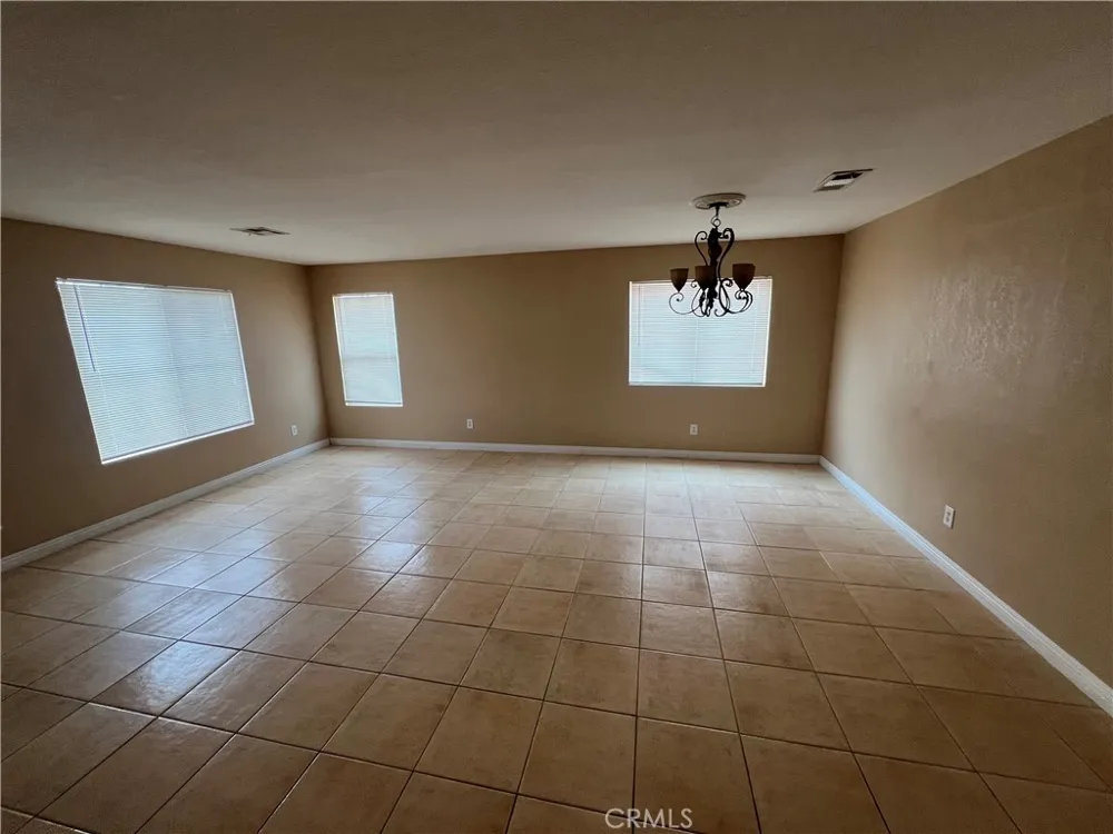 2920 Tumbleweed Palmdale, CA 93550