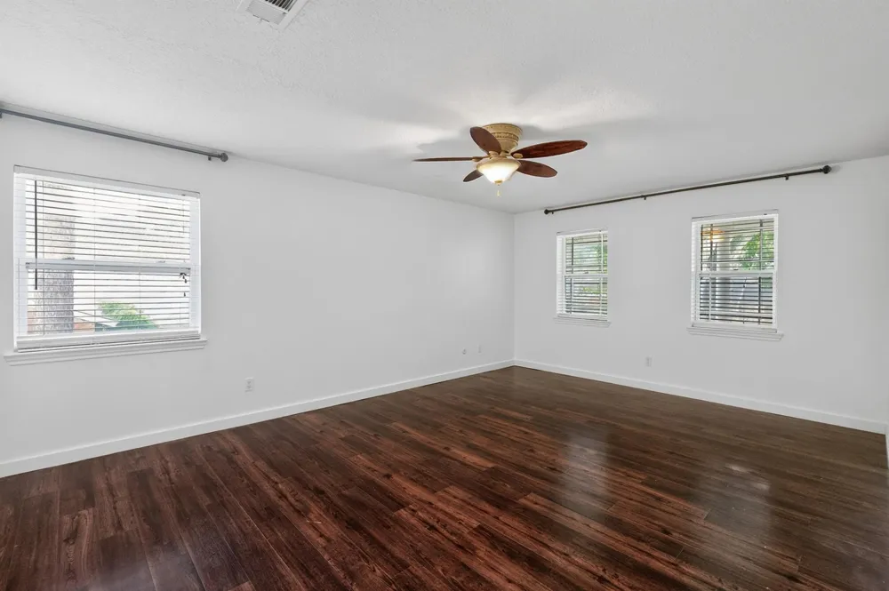 18115 Longcliffe Drive Houston, TX 77084