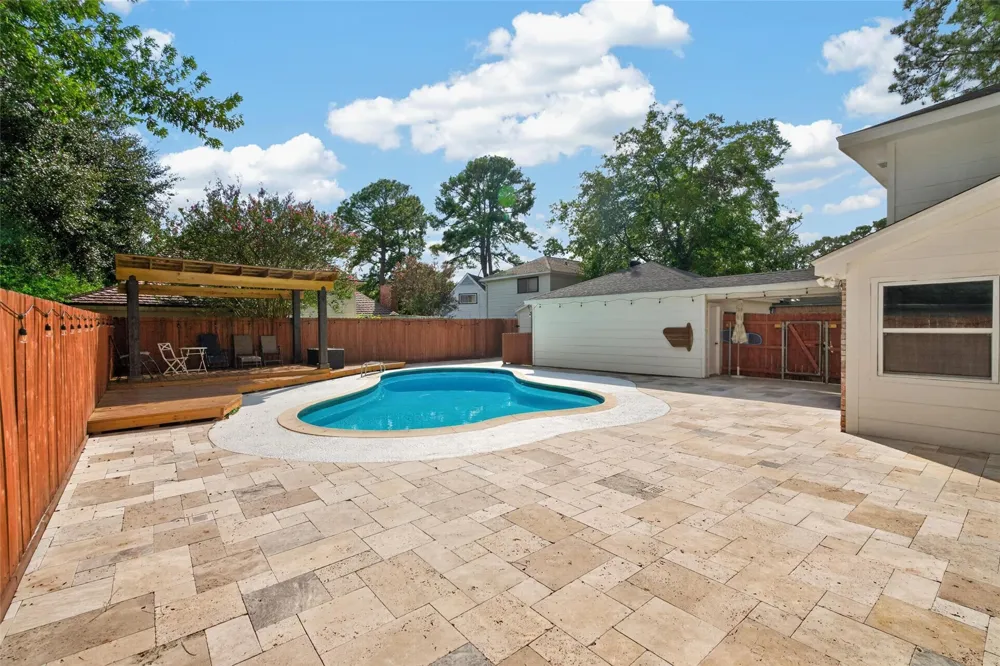 18115 Longcliffe Drive Houston, TX 77084
