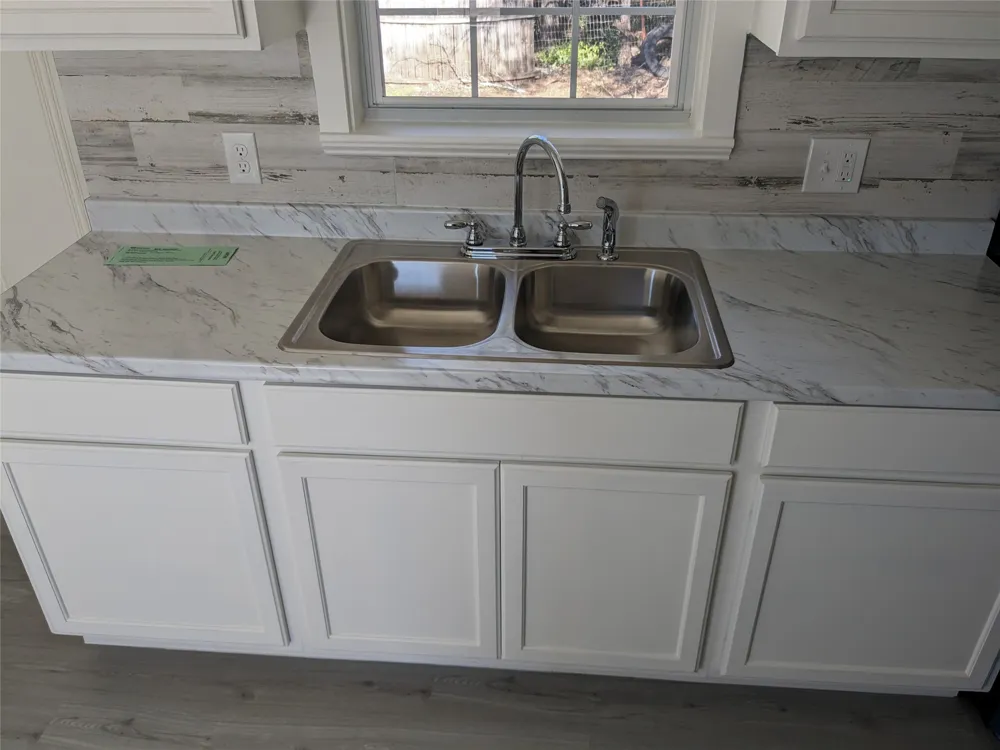 4916 Roadrunner Road Fort Worth, TX 76135