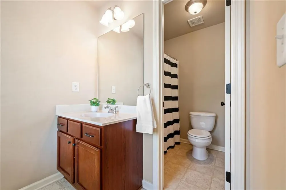 5265 Winflow Way Suwanee, GA 30024