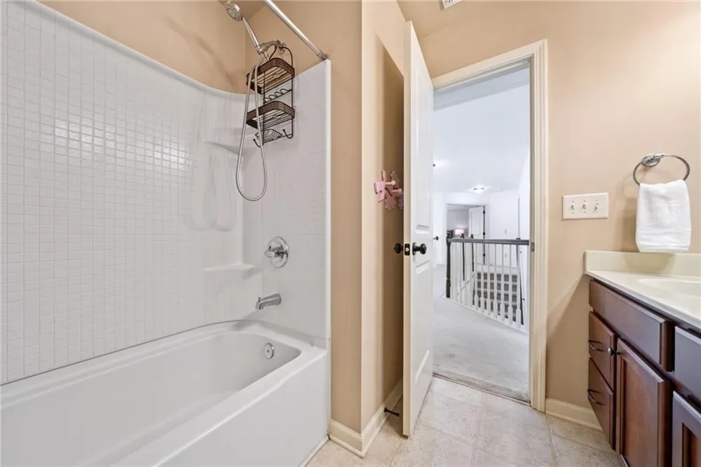 5265 Winflow Way Suwanee, GA 30024