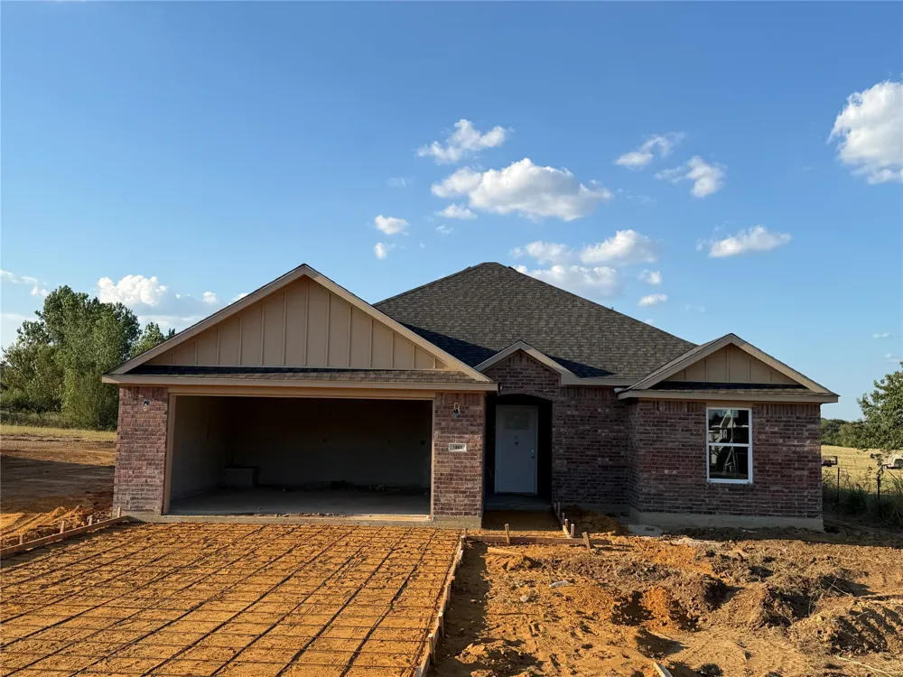 1860 Silo Road Durant, OK 74701