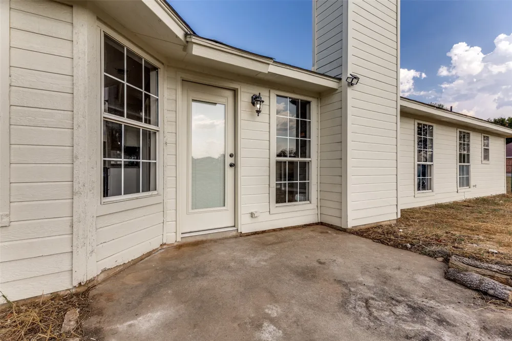 12169 Liberty School Road Azle, TX 76020