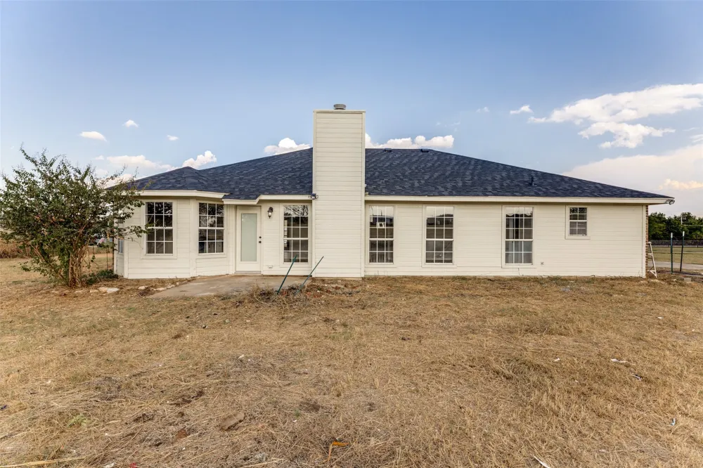 12169 Liberty School Road Azle, TX 76020